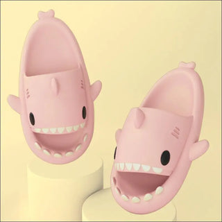 Adult's Slippers Indoor Outdoor Funny Shark Cartoon - K - AROLE