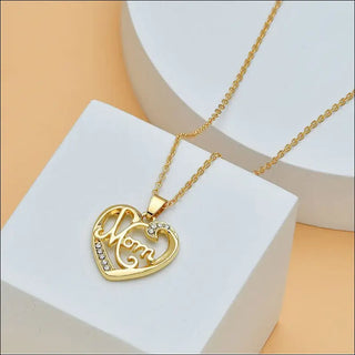 Elegant Diamond Heart Necklace Set - Mother’s Day Gift