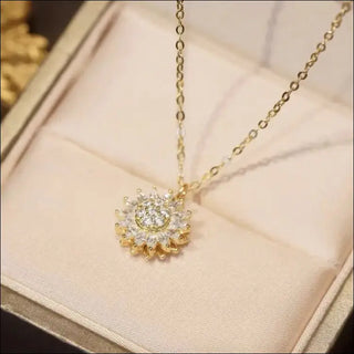 K-AROLE™️ Elegant Sunflower Pendant Necklace