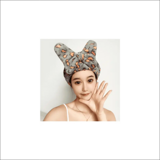 Retro - Inspired Bow Shower Cap - Luxurious Headwear for a Relaxing Spa Day - K - AROLE